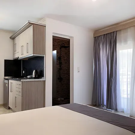 George Giov Apartment *