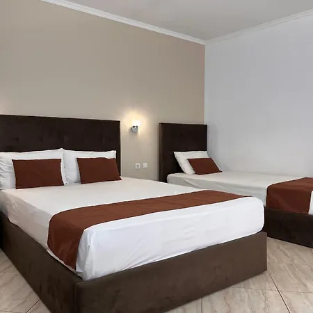 George Giov Apartment Sarti