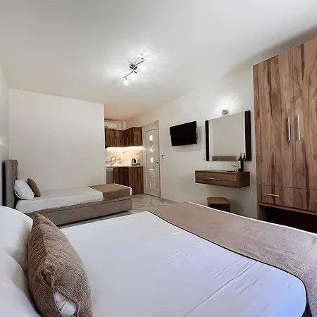 Apartment George Giov *