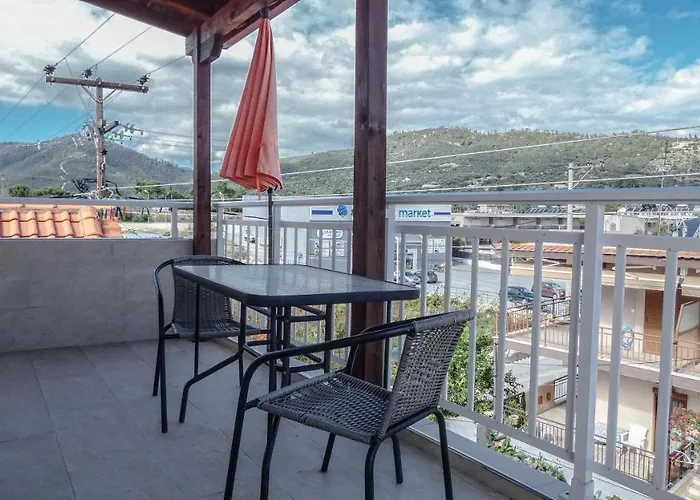 George Giov Apartament Sarti