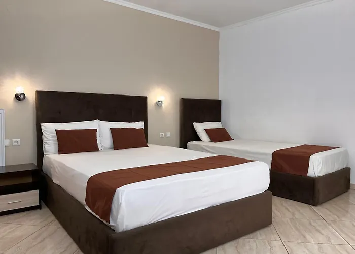 George Giov Apartament Sarti