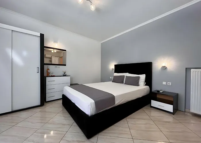 George Giov Apartament Sarti